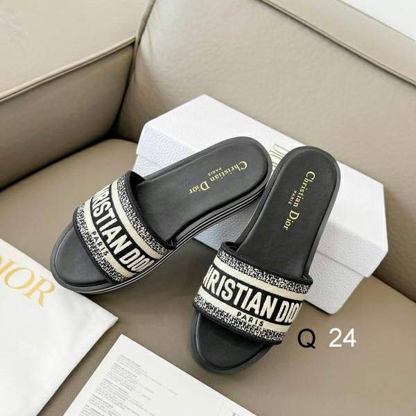 Picture of Dior Slippers _SKUDiorsz35-40RW04072960